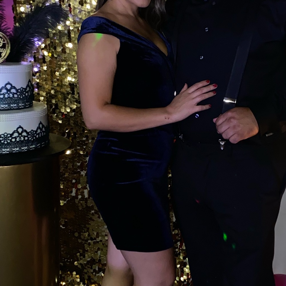 Navy Blue Mini Velvet Dress Women’s Size 4